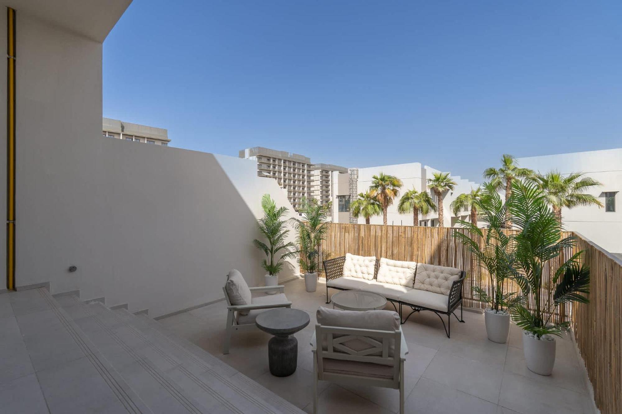 Classy 4-bedroom With Spacious Balcony In Nad Al Sheba Dubai