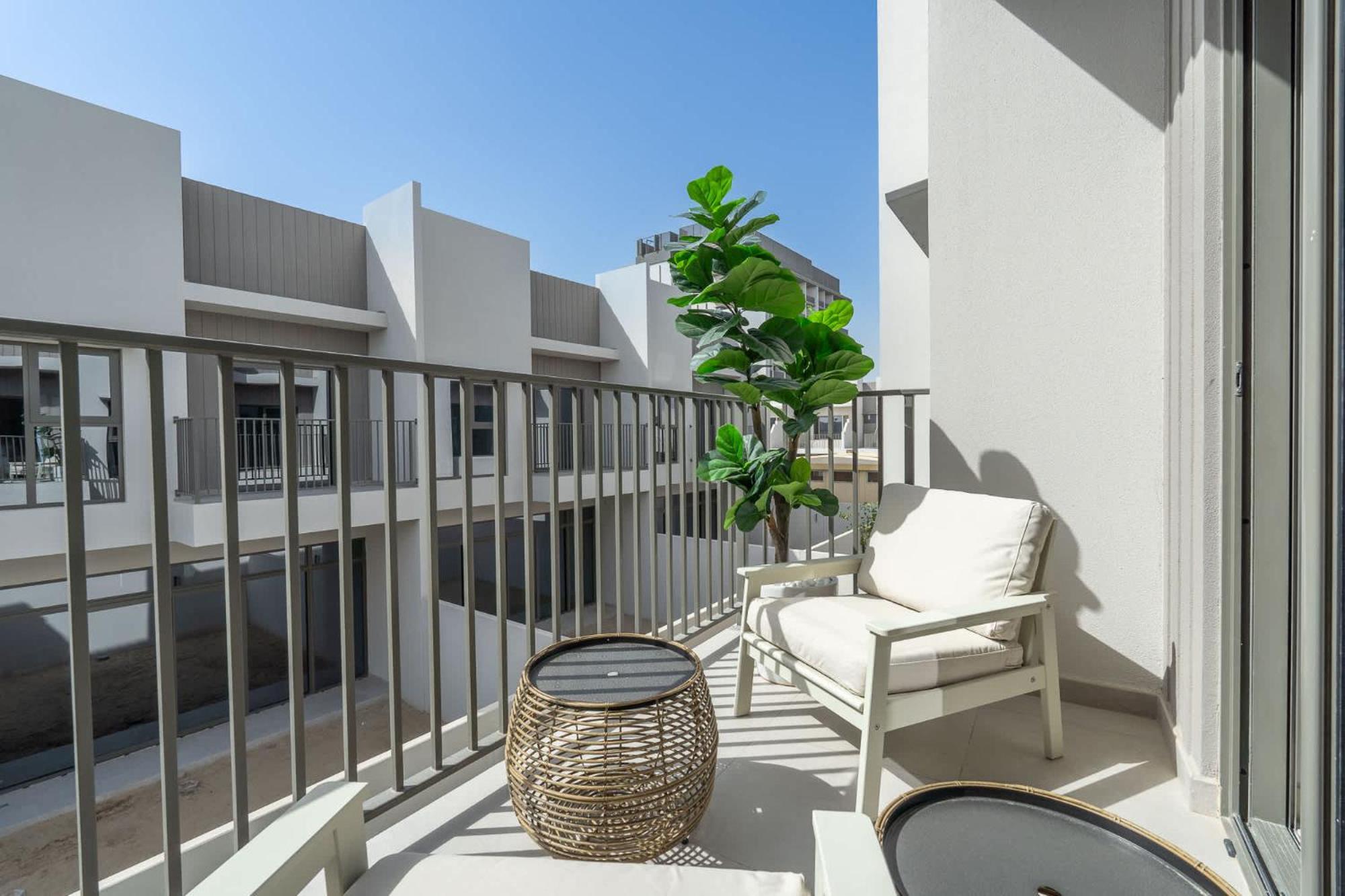 Villa Classy 4-bedroom With Spacious Balcony In Nad Al Sheba Dubai