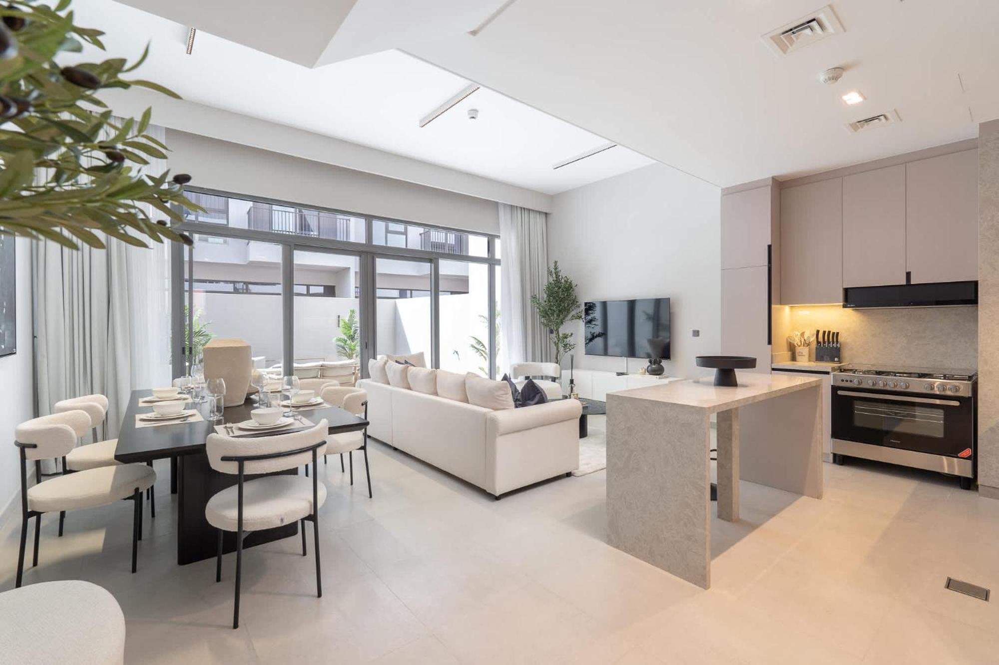 Classy 4-bedroom With Spacious Balcony In Nad Al Sheba