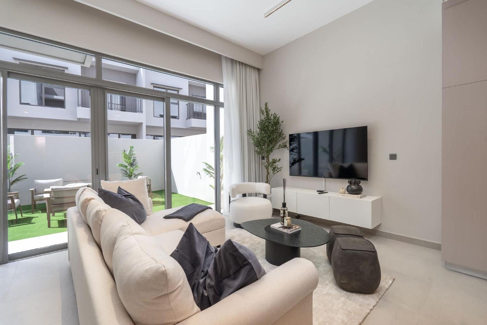 Classy 4-bedroom With Spacious Balcony In Nad Al Sheba * Dubai
